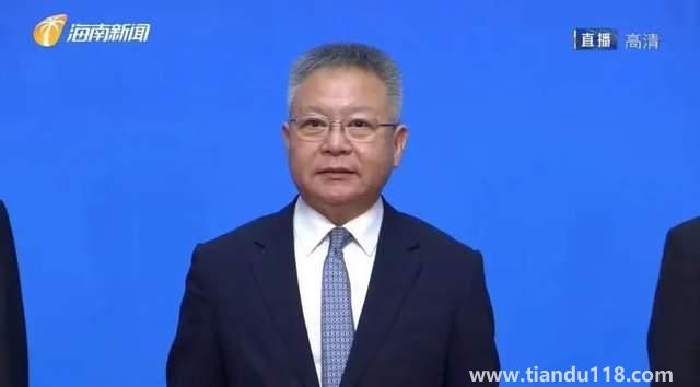 醫(yī)學(xué)博士出身的他當(dāng)選海南省委書記 醫(yī)生出身 曾在上海、教育部工作(圖2)