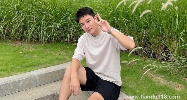 賈乃亮、李小璐退出偷稅被罰公司