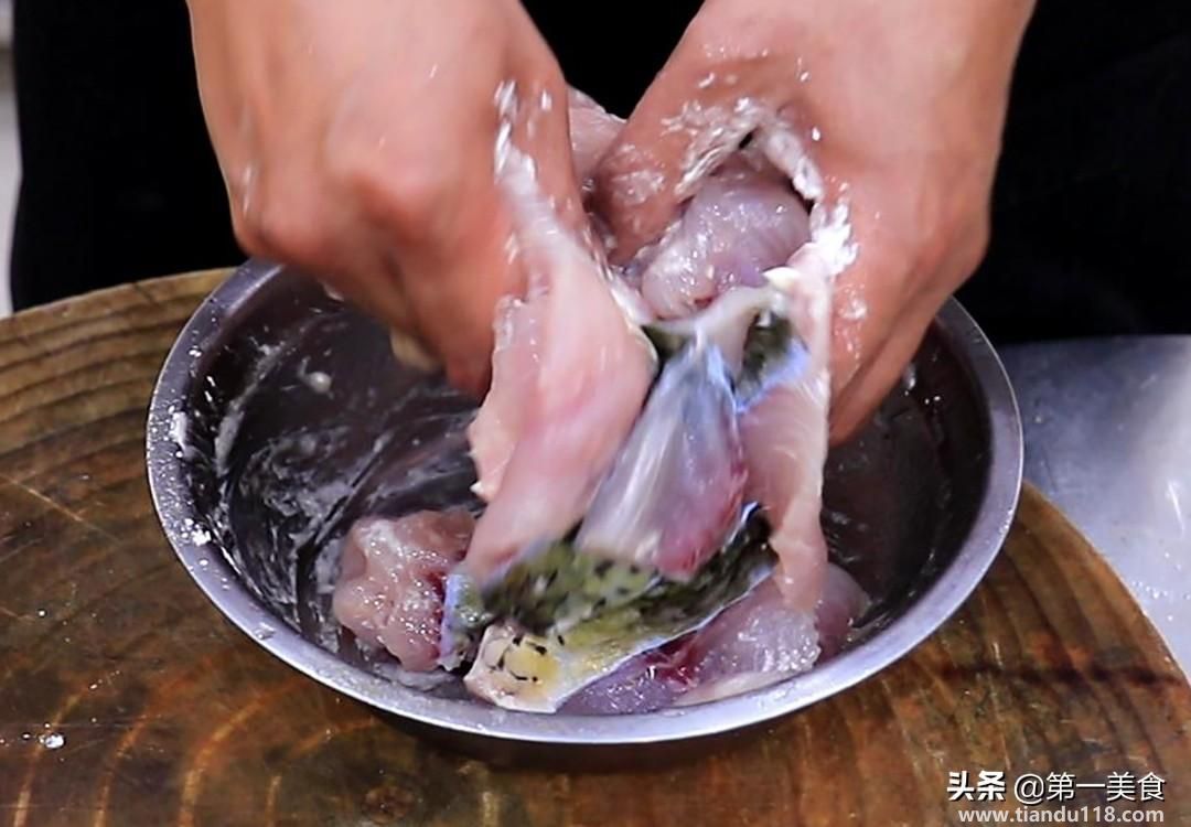 家常酸菜魚的做法(家常酸菜魚怎么做)(圖5) 家常酸菜魚的做法(家常酸菜魚怎么做)(圖5)