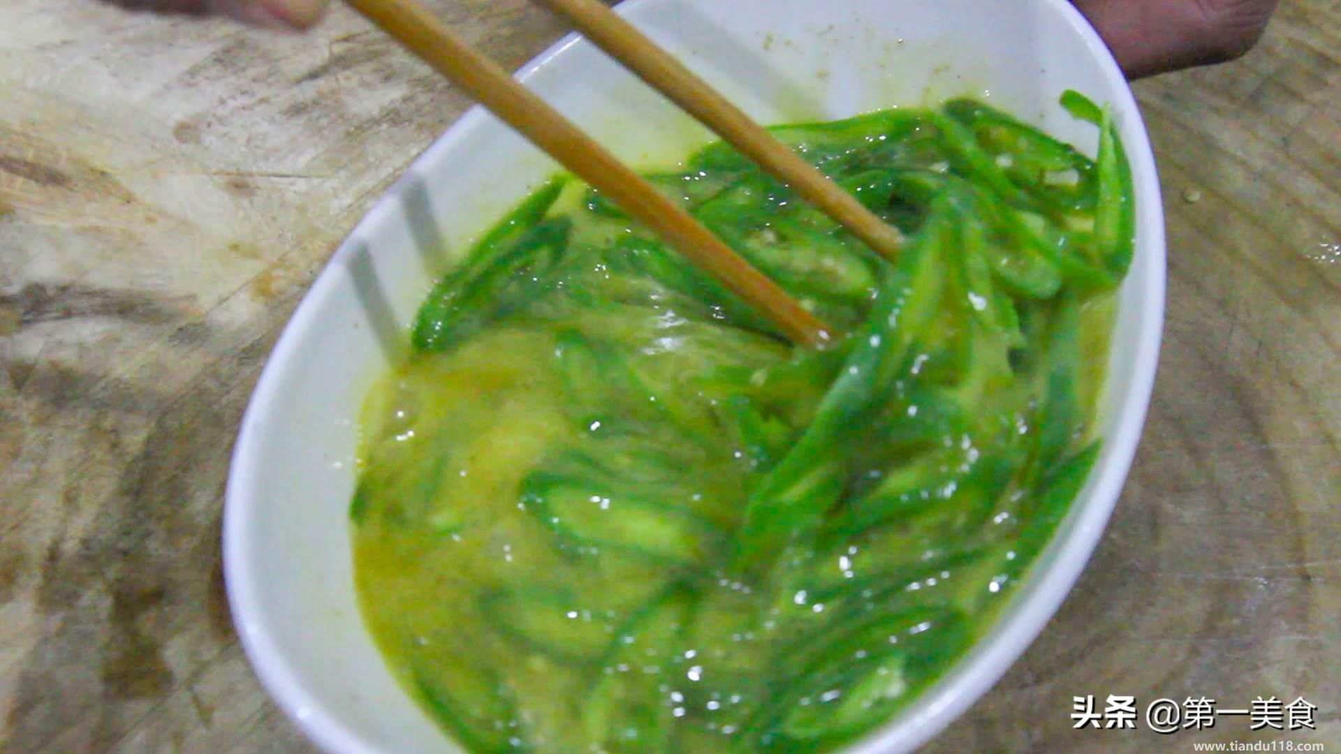 青椒炒雞蛋的做法(青椒炒雞蛋怎么做)(圖5) 青椒炒雞蛋的做法(青椒炒雞蛋怎么做)(圖5)