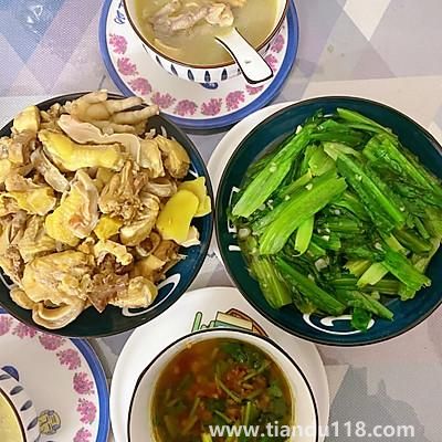 豬肚雞的做法(豬肚雞怎么做)(圖12) 豬肚雞的做法(豬肚雞怎么做)(圖12)