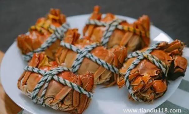 螃蟹蒸熟了可以放多久不壞(螃蟹怎么做好吃又簡(jiǎn)單方便)(圖3) 螃蟹蒸熟了可以放多久不壞3