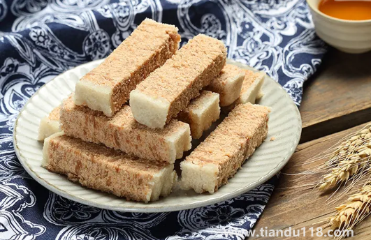 芡實(shí)糕的功效與作用及食用方法(芡實(shí)糕的禁忌)(圖2) 芡實(shí)糕的功效與作用及食用方法2