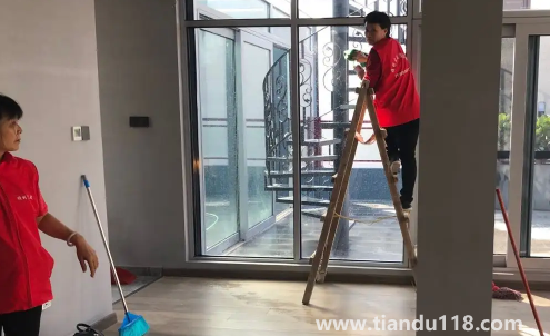 什么叫開荒保潔和深度保潔1