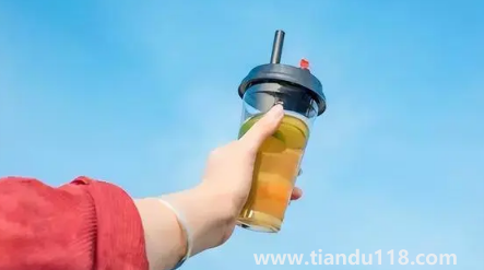 鴨屎香檸檬茶喝了上火嗎(鴨屎香檸檬茶能不能常喝)(圖2) 鴨屎香檸檬茶喝了上火嗎2