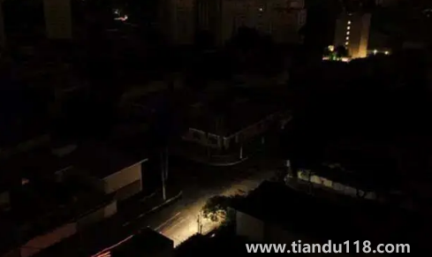 人類2025年會(huì)停電十年嗎(2025年房?jī)r(jià)會(huì)如何變化)(圖2) 人類2025年會(huì)停電十年嗎2