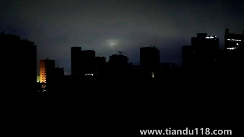 人類2025年會(huì)停電十年嗎(2025年房?jī)r(jià)會(huì)如何變化)(圖3) 人類2025年會(huì)停電十年嗎3