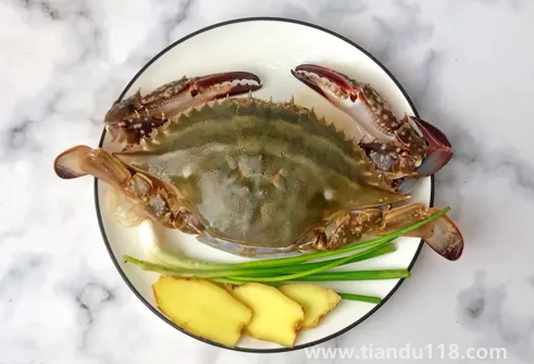 剛死的梭子蟹怎么保存才新鮮(梭子蟹常溫下能保存多久)(圖1) 剛死的梭子蟹怎么保存才新鮮1