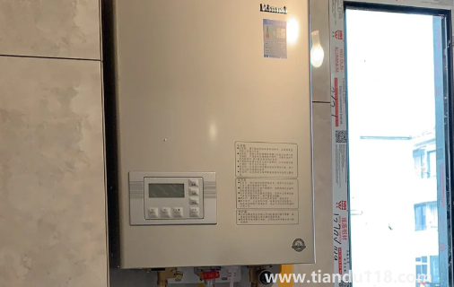 熱水器安裝時(shí)一定要水平嗎(燃?xì)鉄崴餍枰A(yù)埋管道嗎)(圖3) 熱水器安裝時(shí)一定要水平嗎3