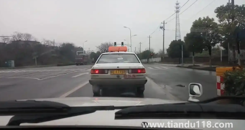 科目三合格率是內(nèi)定的嗎(科目三給塞錢(qián)的暗語(yǔ))(圖1) 科目三合格率是內(nèi)定的嗎1