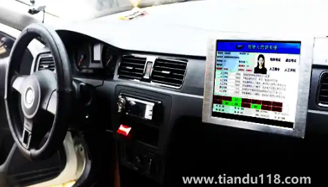 科三人工評(píng)判有貓膩嗎(科目三花錢(qián)買(mǎi)過(guò)是全程指揮嗎)(圖3) 科三人工評(píng)判有貓膩嗎3