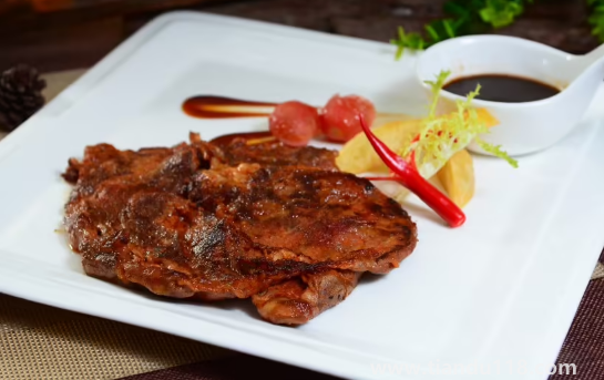 牛排是7分熟好還是8分熟好吃（吃牛排的注意事項(xiàng)）