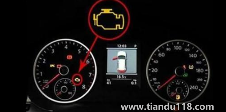 汽車水龍頭標(biāo)志亮黃燈對(duì)車有影響嗎3