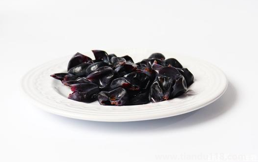 葡萄皮的功效與作用及食用方法(葡萄皮的吃法)(圖2) 葡萄皮的功效與作用及食用方法2