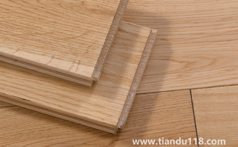 復合地板防潮膜厚度多少合適(地板防潮膜要怎么鋪貼比較好)(圖1) 復合地板防潮膜厚度多少合適1