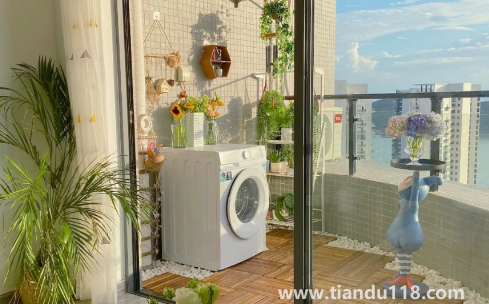 開放式陽(yáng)臺(tái)能裝電動(dòng)晾衣架嗎(開放式陽(yáng)臺(tái)要不要鋪過(guò)門石)(圖1) 開放式陽(yáng)臺(tái)能裝電動(dòng)晾衣架嗎1