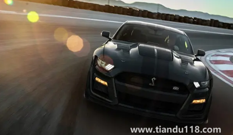 十幾年的老車有必要翻新嗎(私家車超過15年要注意什么)(圖3) 十幾年的老車有必要翻新嗎3