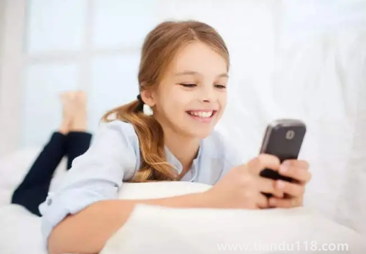 睡覺手機(jī)開飛行模式有輻射嗎(睡覺手機(jī)放多遠(yuǎn)比較好)(圖3) 睡覺手機(jī)開飛行模式有輻射嗎3