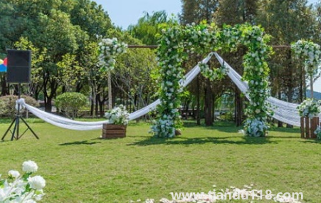 送親衣服能隨便穿嗎(送親娘家人要注意什么)(圖3) 送親衣服能隨便穿嗎3