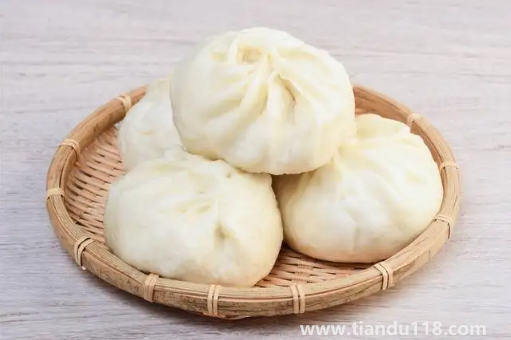 蒸包子用大火蒸還是用小火蒸(蒸包子要多長(zhǎng)時(shí)間)(圖3) 蒸包子用大火蒸還是用小火蒸3