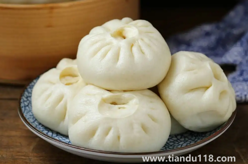 蒸包子可以提前一晚上發(fā)面嗎(蒸包子發(fā)面要多長時(shí)間最好)(圖3) 蒸包子可以提前一晚上發(fā)面嗎3