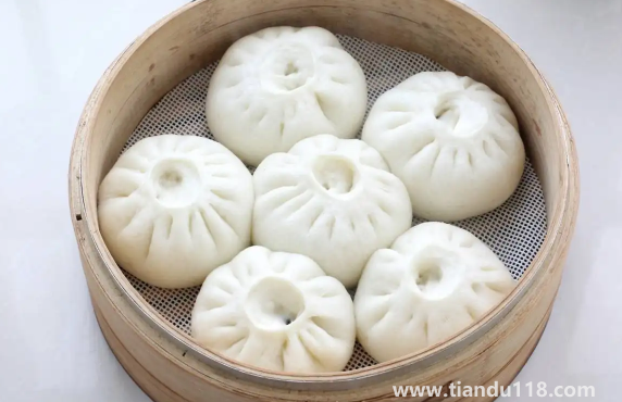 蒸包子可以提前一晚上發(fā)面嗎(蒸包子發(fā)面要多長時(shí)間最好)(圖2) 蒸包子可以提前一晚上發(fā)面嗎2