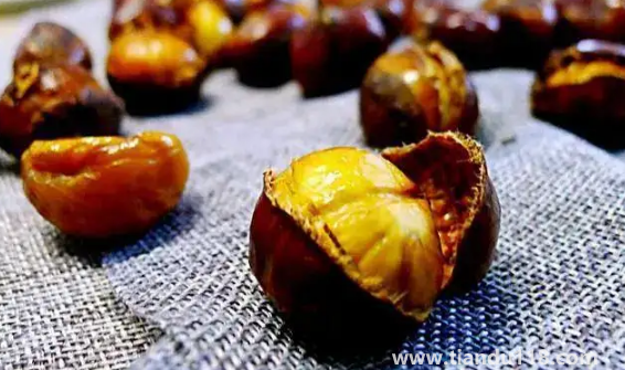 煮熟的板栗可以真空保存嗎(熟板栗怎么保存)(圖3) 煮熟的板栗可以真空保存嗎3