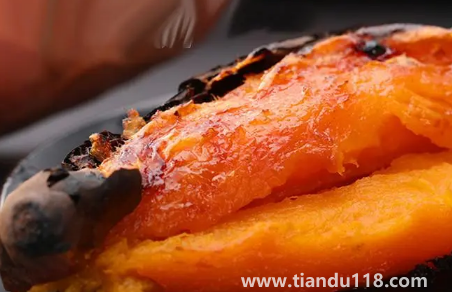 空氣炸鍋烤煙薯是時(shí)間越久越好吃嗎(空氣炸鍋烤紅薯冷了怎么辦)(圖2) 空氣炸鍋烤煙薯是時(shí)間越久越好吃嗎2