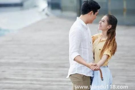 有男閨蜜的女朋友能不能要(男閨蜜算不算情人關系)(圖3) 有男閨蜜的女朋友能不能要3