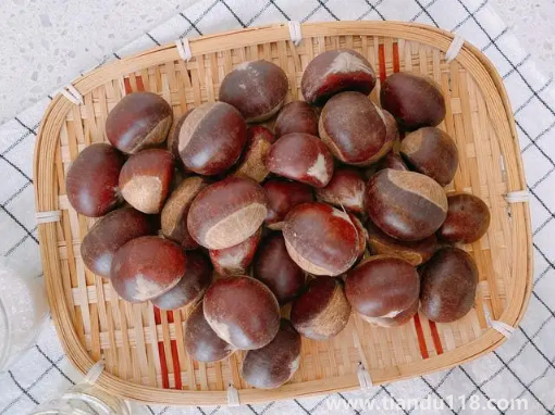 炒過的板栗放了幾天還可以吃嗎（炒好的板栗可以放多久）