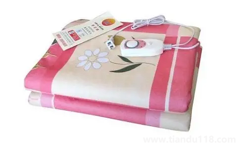 電熱毯反過(guò)來(lái)鋪會(huì)爆炸嗎(電熱毯的正確使用方法)(圖3) 電熱毯反過(guò)來(lái)鋪會(huì)爆炸嗎3