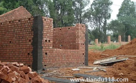 2023年蓋房子什么方向大利(蓋房子要忌諱那些)(圖1) 2023年蓋房子什么方向大利1