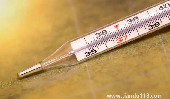 水銀體溫計甩不下去是不是壞掉了（體溫計為什么要甩一甩）